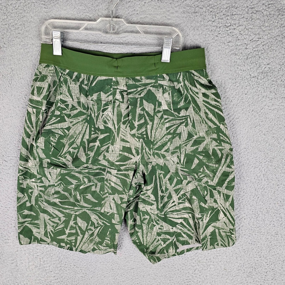 Lululemon Shorts Mens S Green License to Train Palm Print Athletic Running